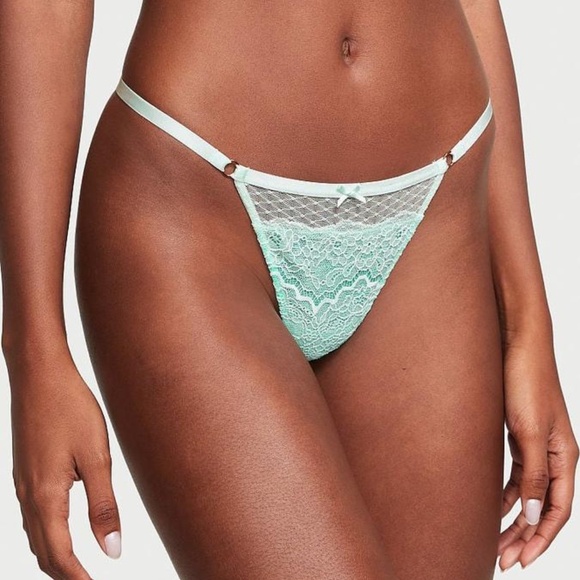 Victoria's Secret Dream Angels Lace & Mesh V-String Panty Crystal Water XS NEW - Picture 5 of 8
